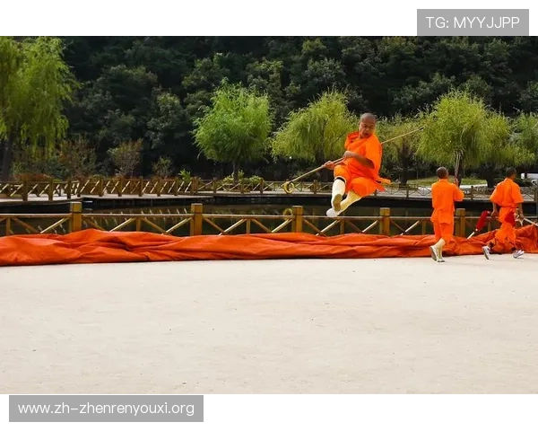 腾龙真人现场全景回顾揭秘武术大师现场表演的精彩瞬间与幕后故事 腾龙真人现场全景回顾揭秘武术大师现场表演的精彩瞬间与幕后故事